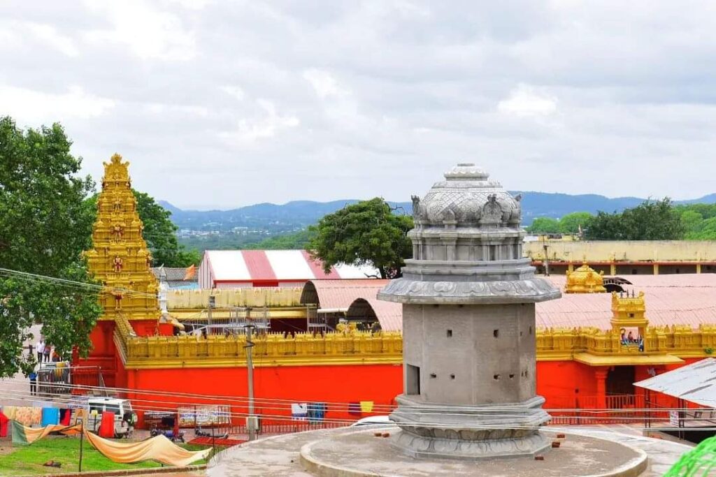 కొండగట్టులో తలనీలాల టెండర్ u714-1016393793