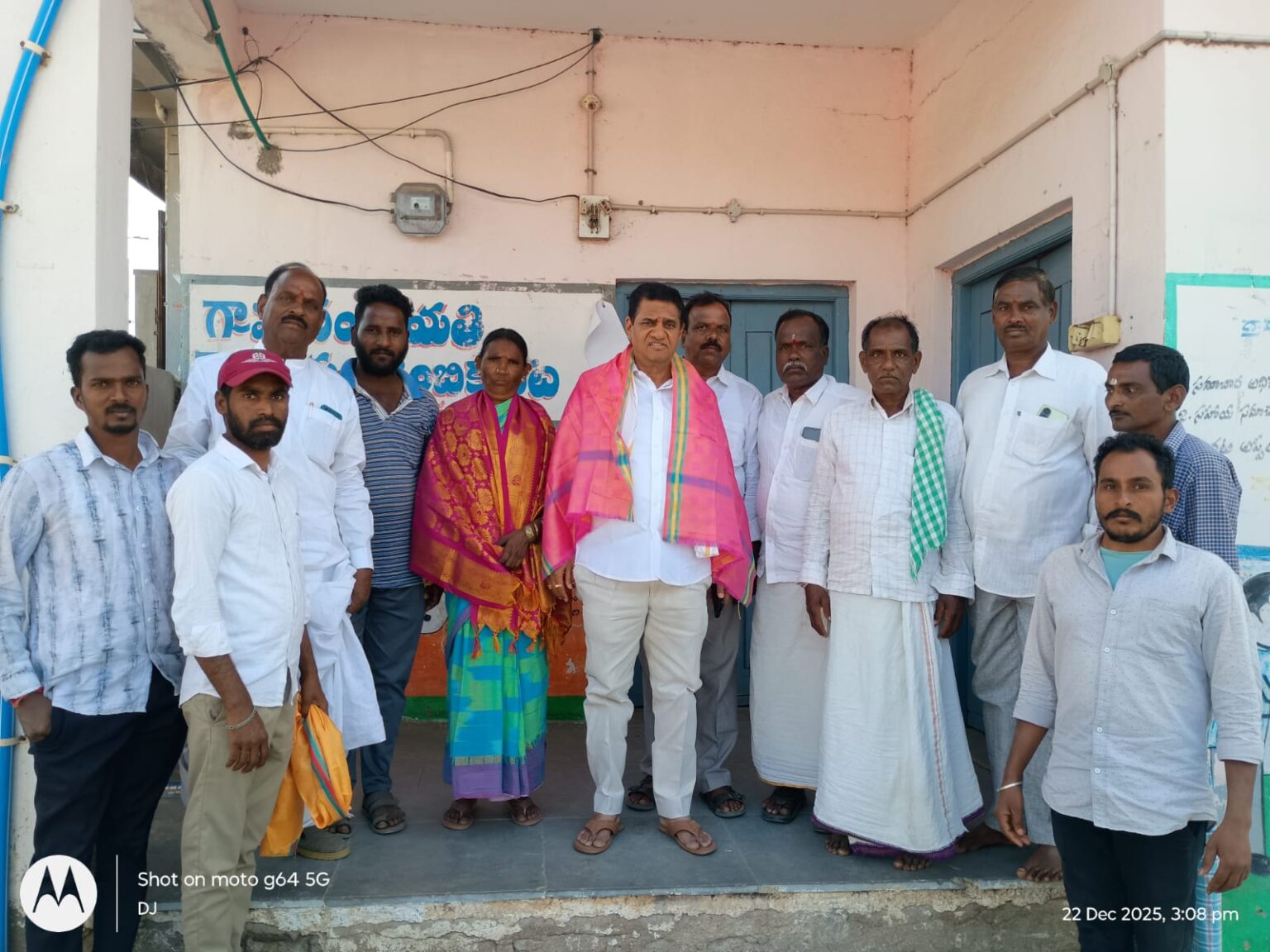 ప్రమాణ స్వీకార కార్యక్రమంలో పాల్గొన్న పట్లోళ్ల చంద్రశేఖర్ రెడ్డి u715-1010383899