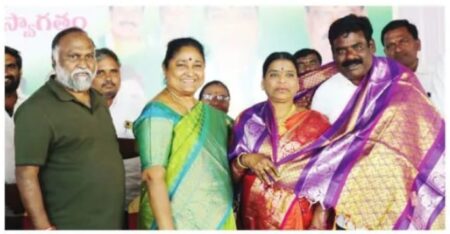 సదాశివపేట మార్కెట్ కమిటీ చైర్ పర్సన్ ప్రమాణ స్వీకారోత్సవం లో పాల్గొన్న జగ్గారెడ్డి, టీజిఐఐసి చైర్ పర్సన్ నిర్మల 1011076816